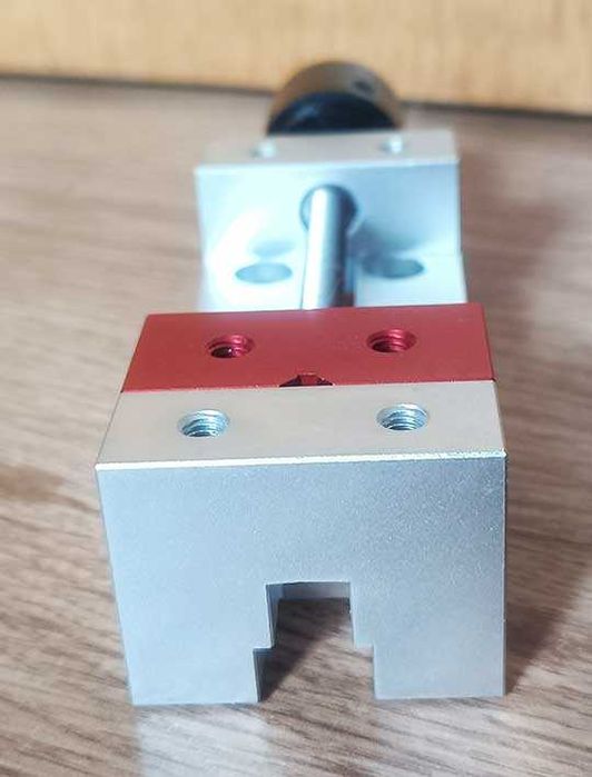 Masa frezare cu menghina  /Proxxon /Dremel / Dewalt / Makita  NOUĂ  !