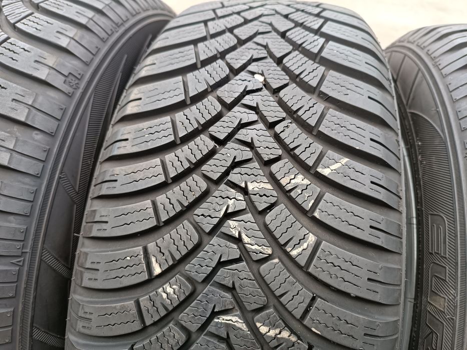 4бр. зимни гуми 205/60/16 Falken