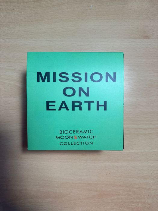 Omega x Swatch MoonSwatch Mission on Earth + Factura