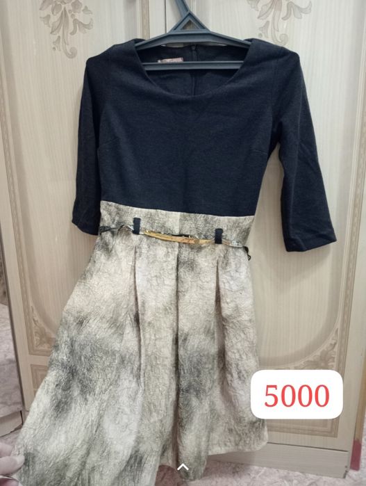 Женская платья 42р