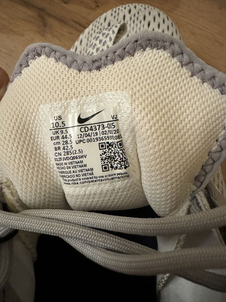 Продам кроссовки Nike D/MS/X