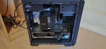 Procesor AMD Ryzen 7 7700 putin folosit.