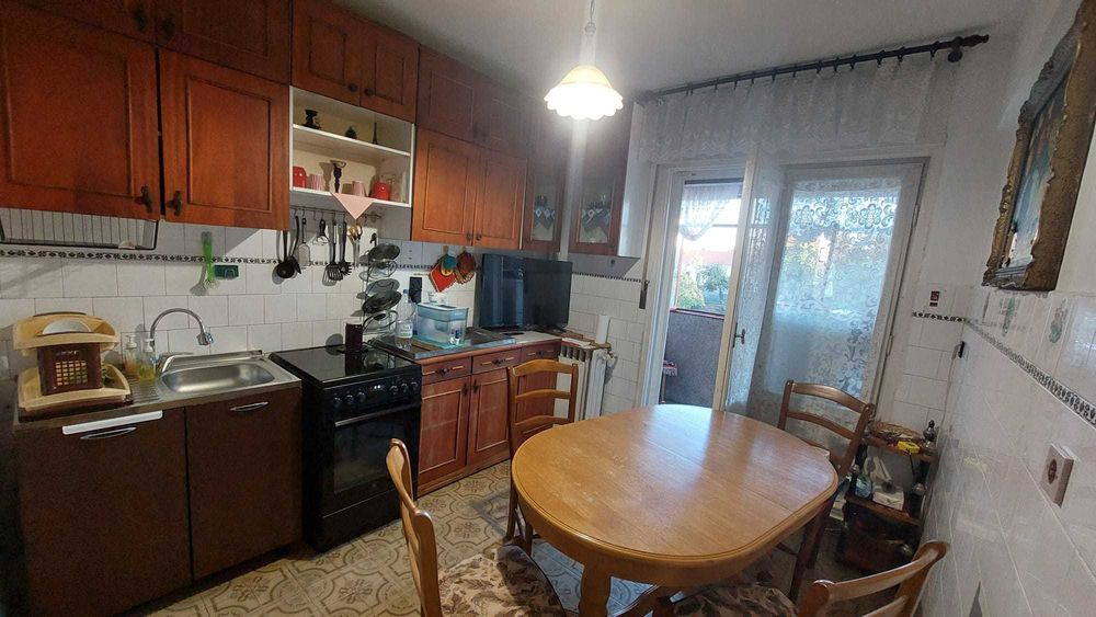 Apartament de închiriat, 3 camere, Ultracentral, Oradea