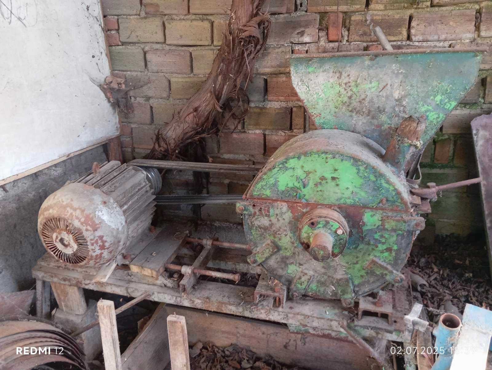 Фуражомелка 10KW двигател