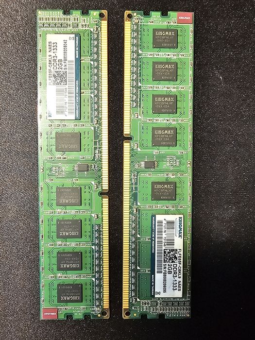 Procesor AMD phenom 2, placa video nvidia , ram ddr3 2 x 2gb