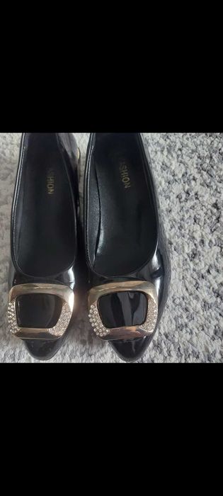 Pantofi negri marimea 35