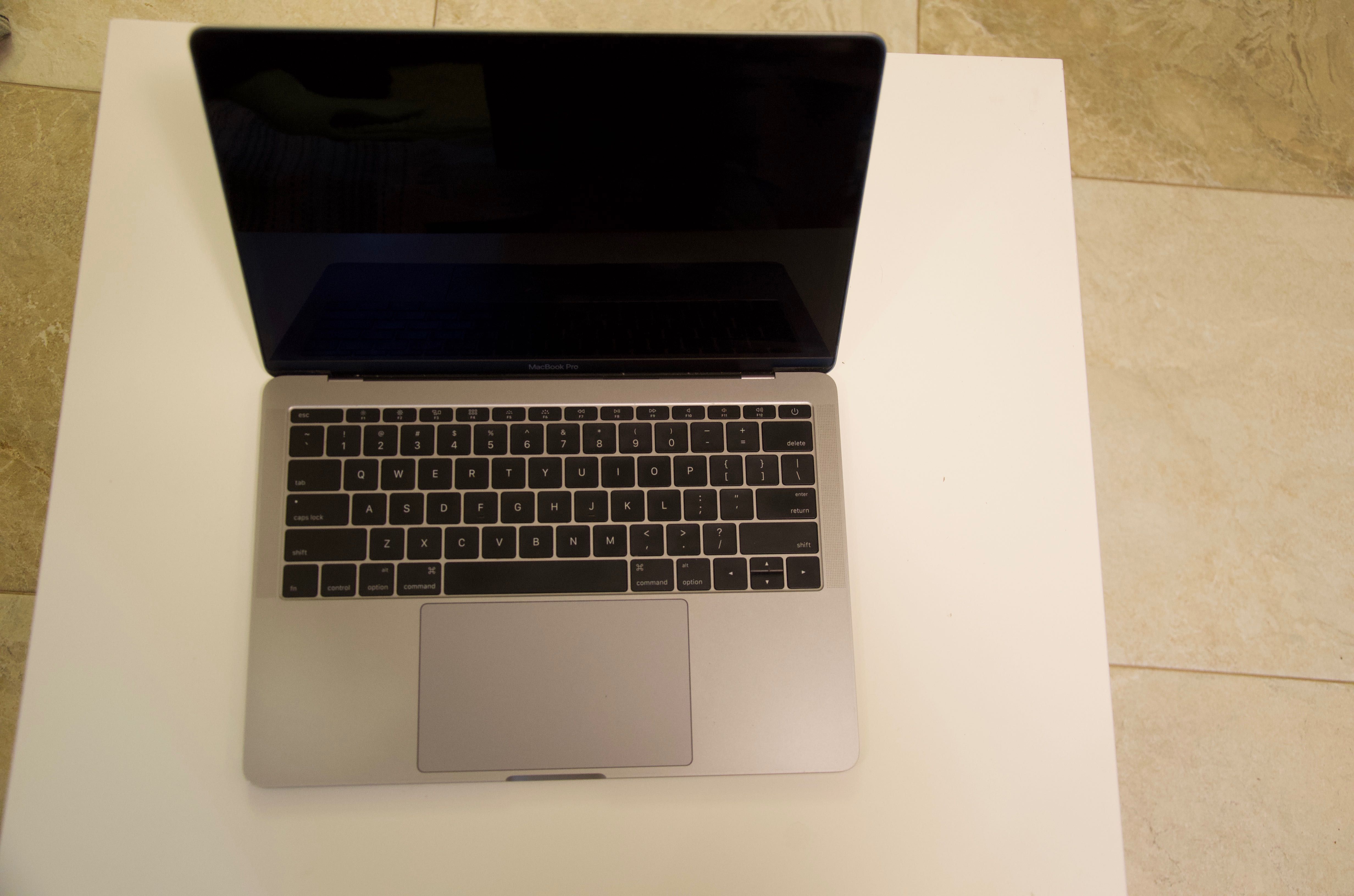 Macbook pro late 2016 13"