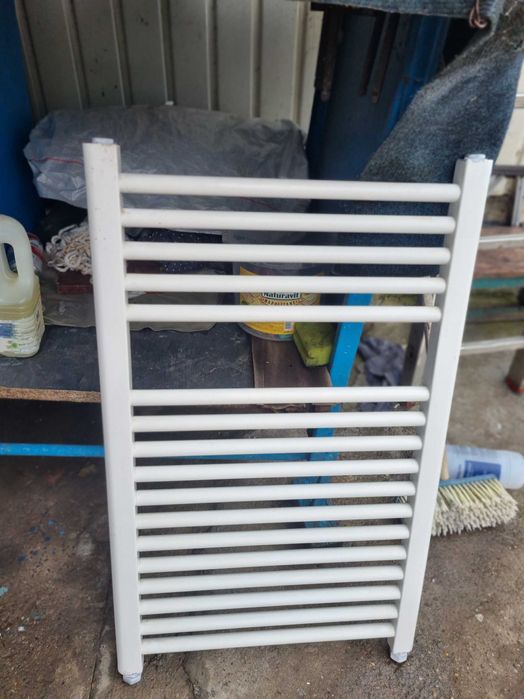 Centrala VIESSMAN/Vitopend 100 arata si functioneaza f bine+calorifere