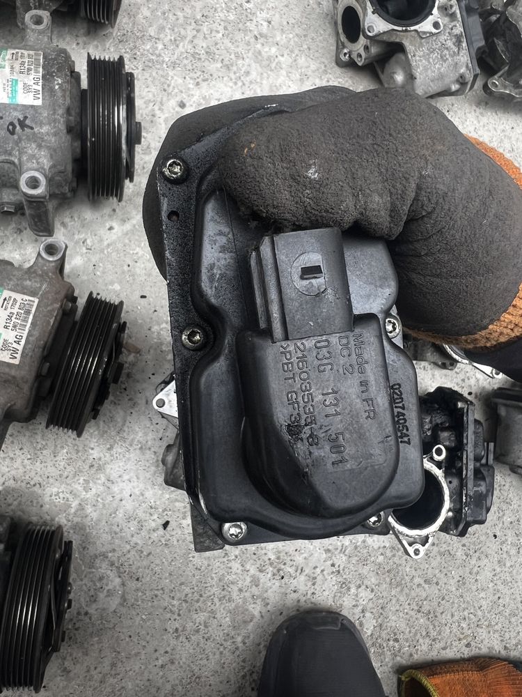 Egr vw Passat B6 Golf 5 Skoda octvia 2 BKP BMP BMP CBAB CBBB 2.0TDI