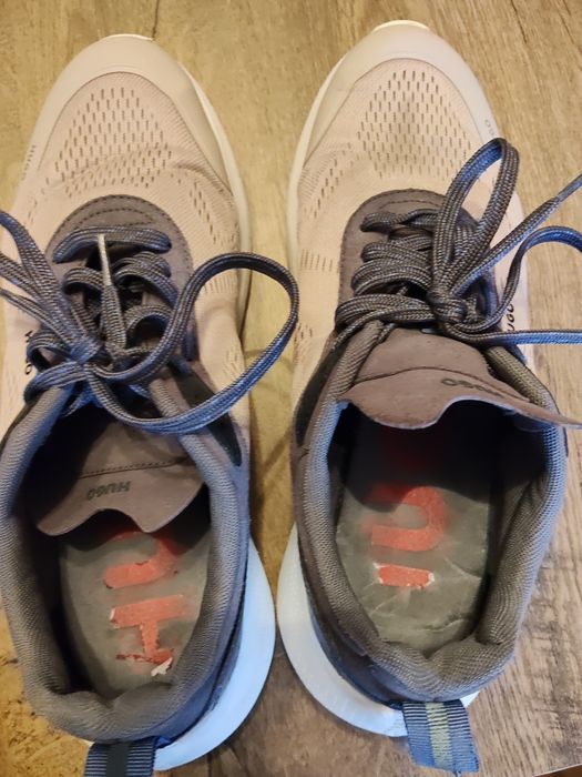 HUGO маратонки 44номер