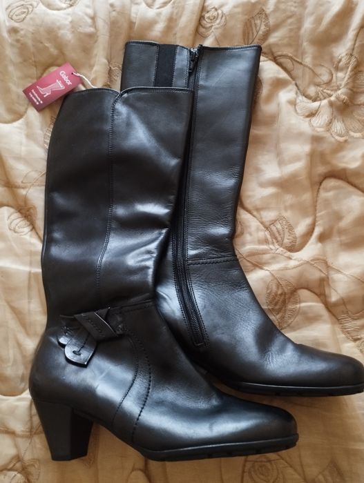 Сапоги женские из натуральной кожи