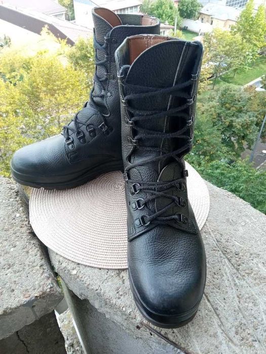 Bocanci combat Bally, mar. 44 (28.5 cm)