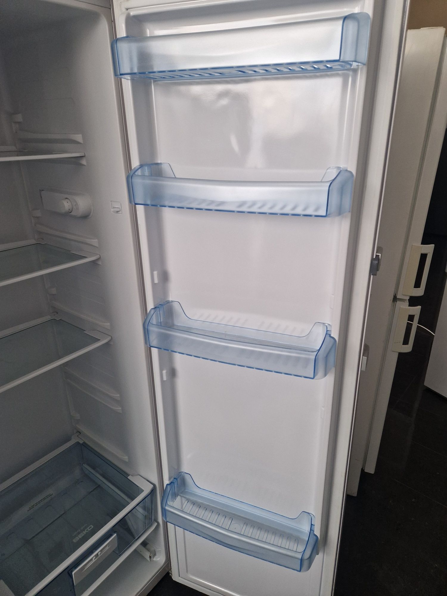 Хладилник Beko 272 литра А++