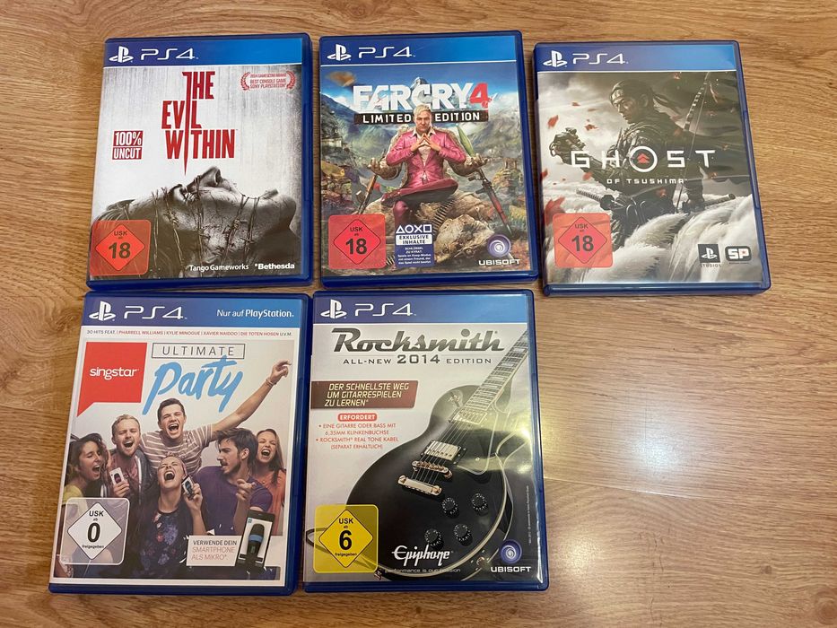 PlayStation 4 PRO 1TB, два джойстика, 5 игри, оригинална опаковка