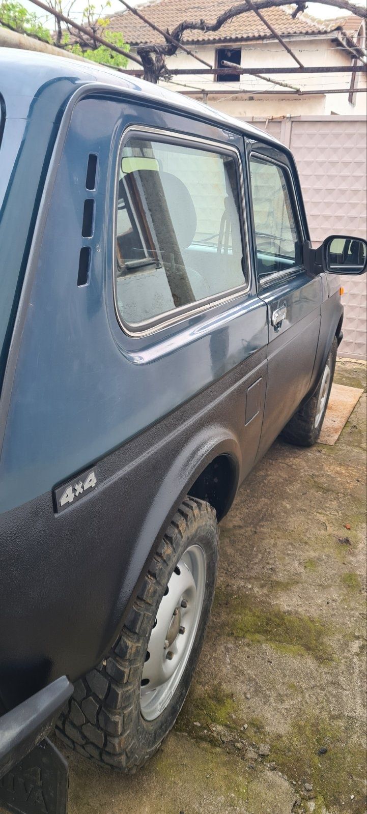 Lada Niva 1.7i 2012