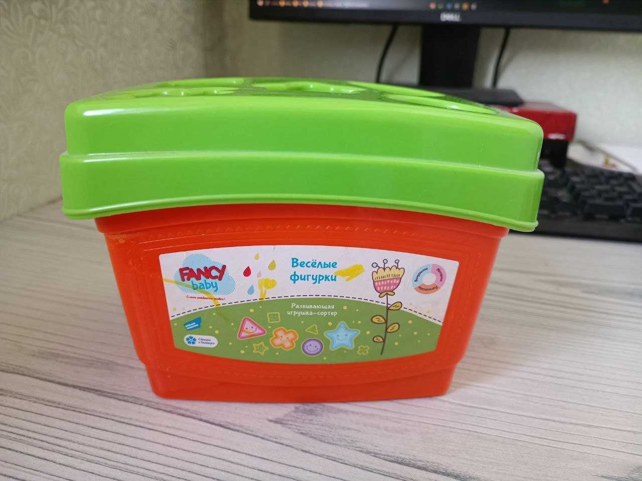 Игрушки детские на возраст 6 мес-2,5 г