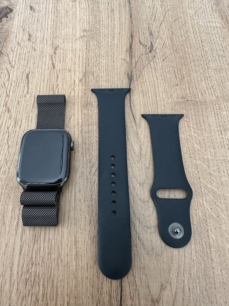 Apple Watch Series 8 45mm Graphite Stainless Steel Cellular