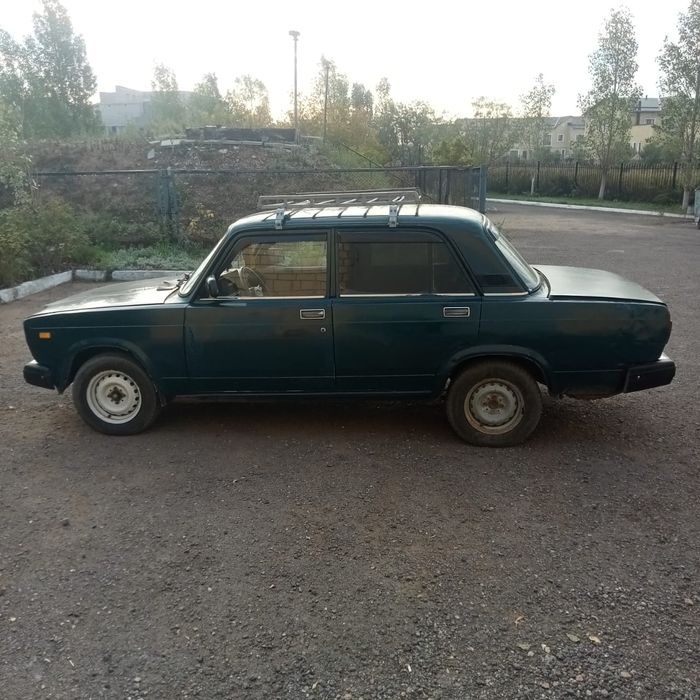 Продам машину ваз 2107