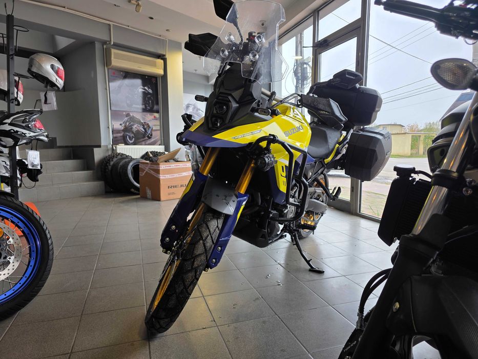 SUZUKI DL800DE V-Strom an 2024 3400 km