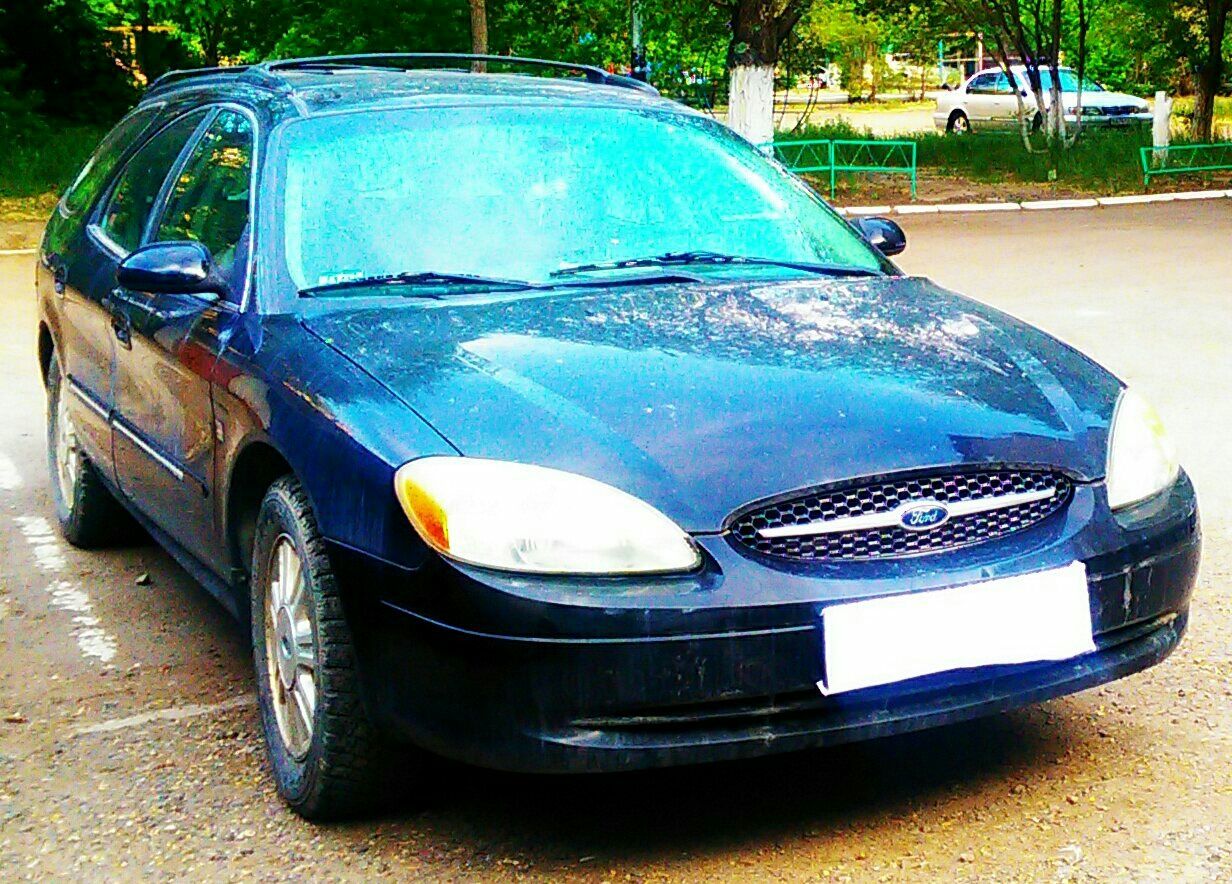 FORD TAURUS Station.Wagon