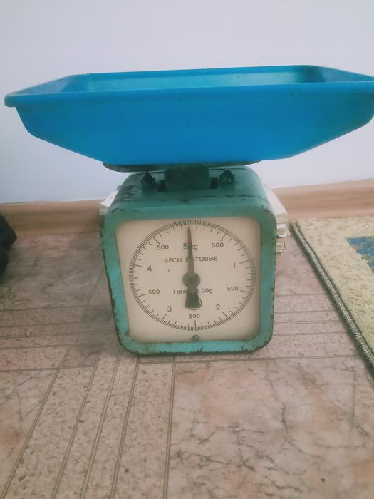 1000 необходимых  мелочей  СССР  и  другое.