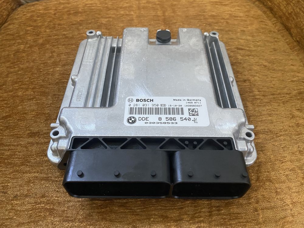 Ecu / Calculator motor BMW Seria 3 4 5 7 X3 X4 X5 X6 : 3.0 258 8586540