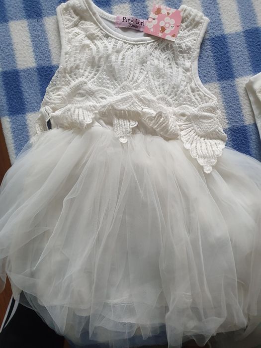 Rochite serbare fetite