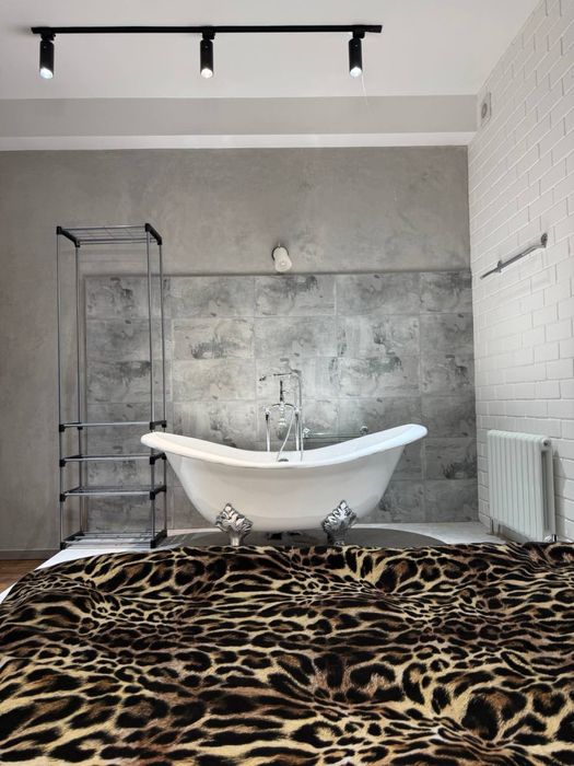 Эксклюзивная квартира на паркенстком в добротной новостройке 4-ком!