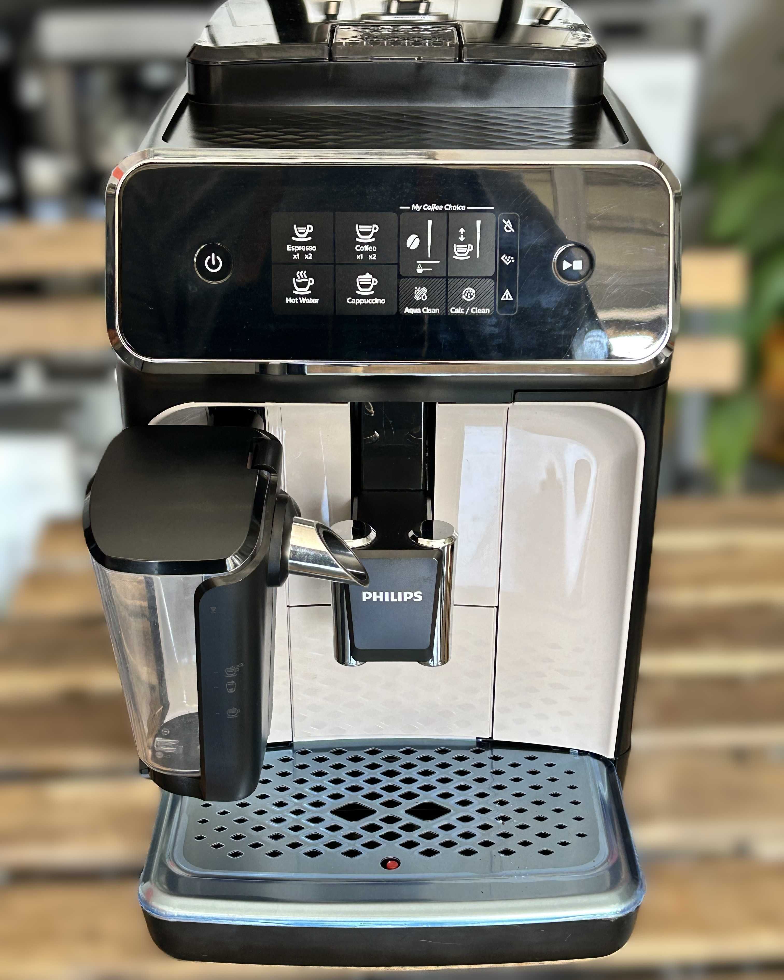 Кафемашина Philips Latte Go Серия 2200