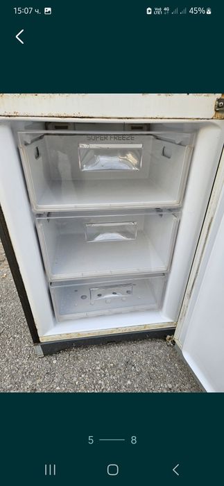 Хладилник с фризер Аристон