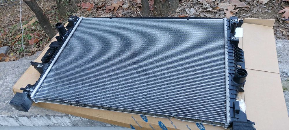 Radiator apa Ford Edge 2015-prezent original 2006481 - E1G3-8005-AG