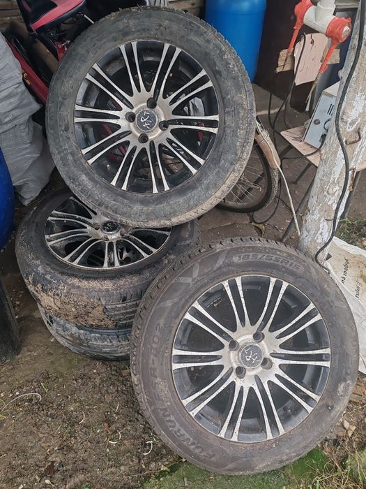 Dacia Logan avariata