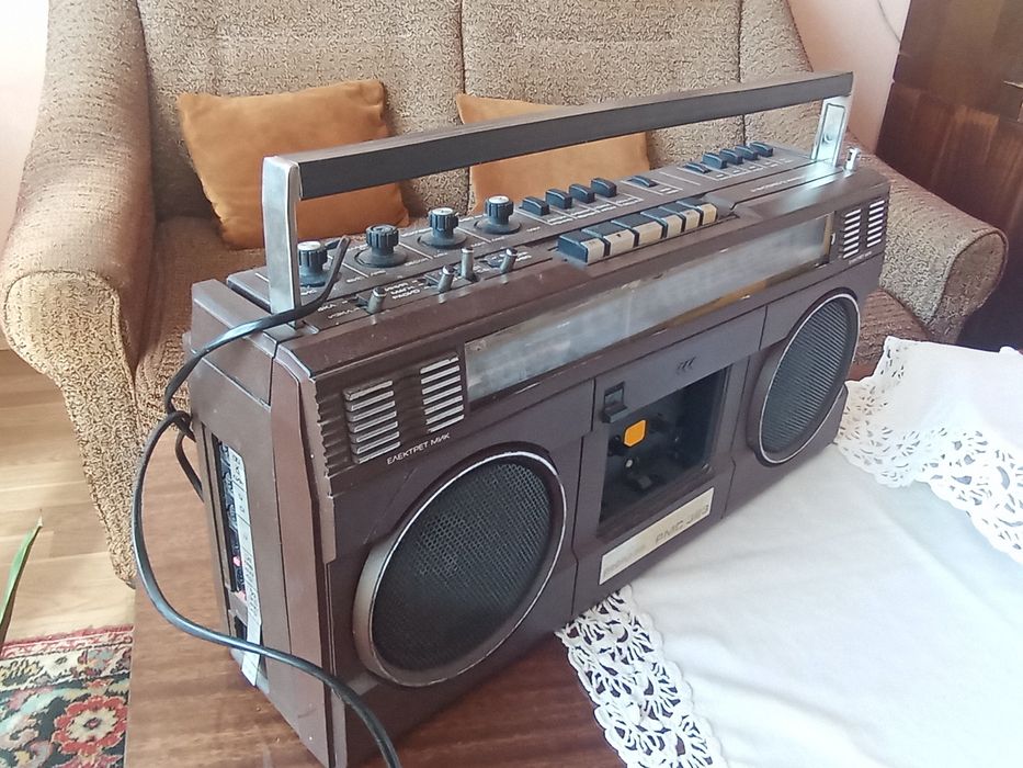 Радиокасетофон Респром