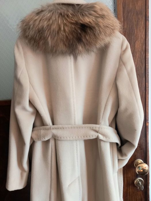 Палто Марела, Италия – вълна колекция есен–зима с кожена, лисица яка