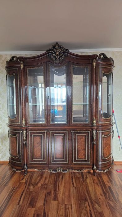 Продам шкаф срочно