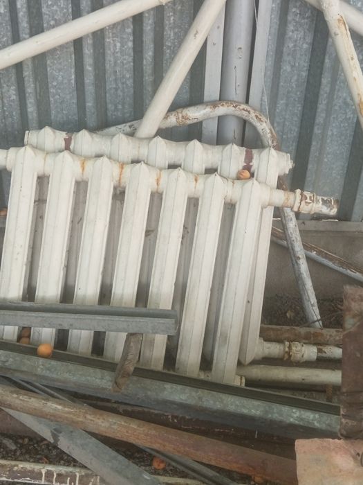 Продам батареи чугуеные б /у.