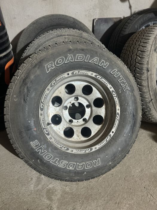 Продается шина с диской на запаску