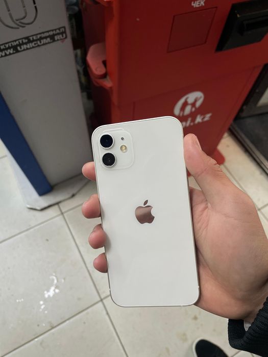 Айфон 12 в хорошм