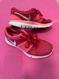 Nike дамски маратонки