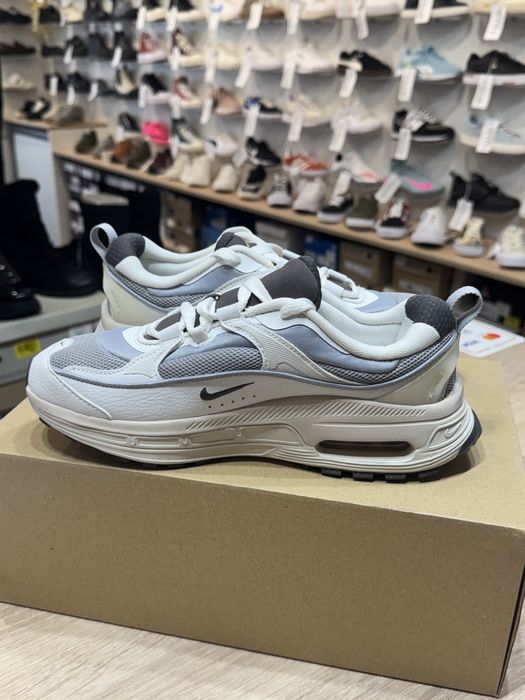 Adidasi Nike Air Max Bliss Dama - 39