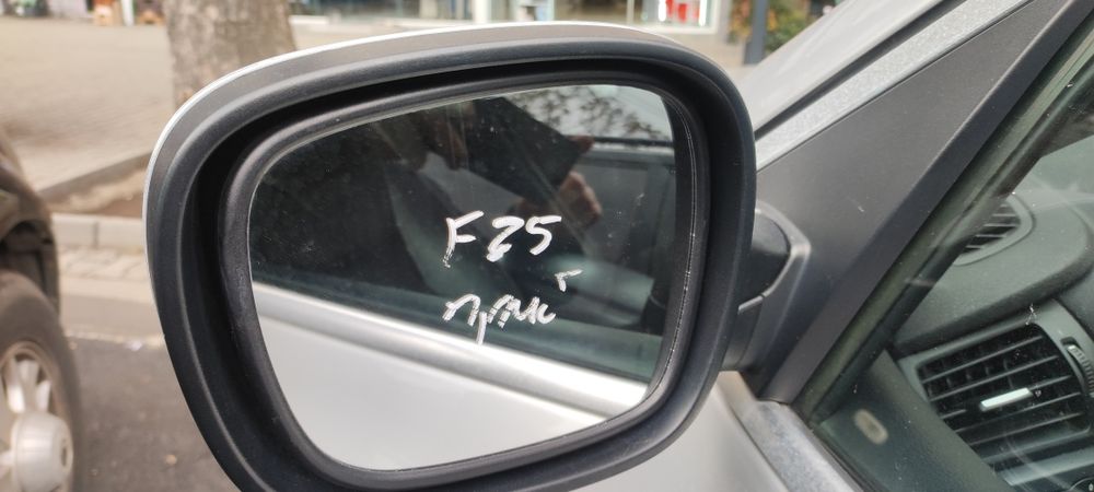 Стъкло на огледало Бмвф25