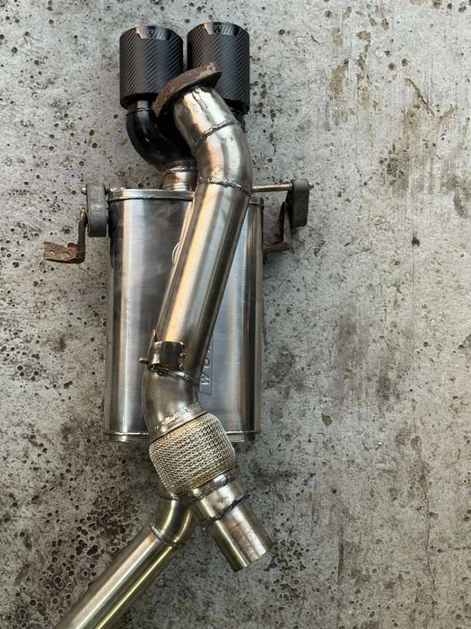 Продава се цяла! BMW E60 530D 218HP