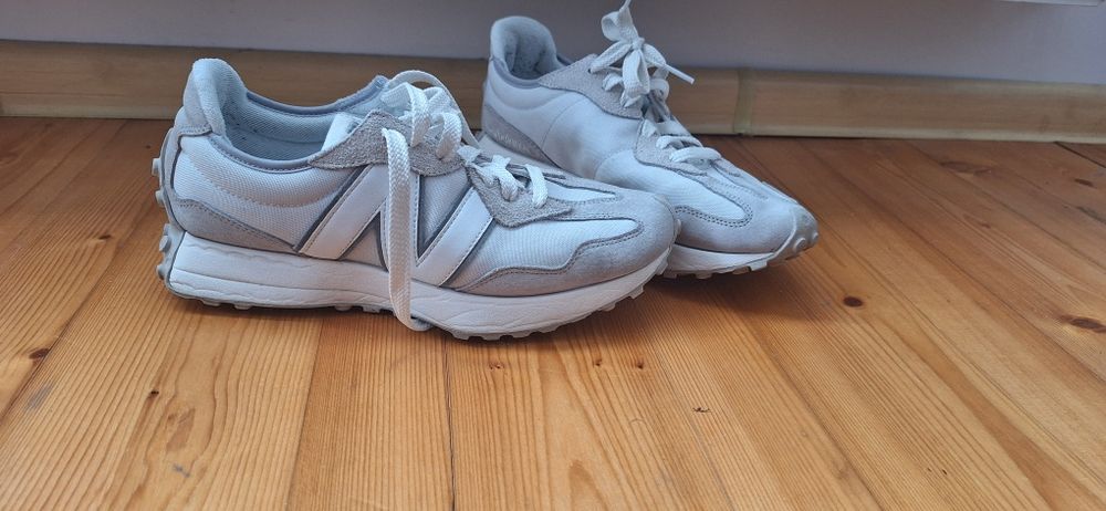 New Balance 327 маратонки