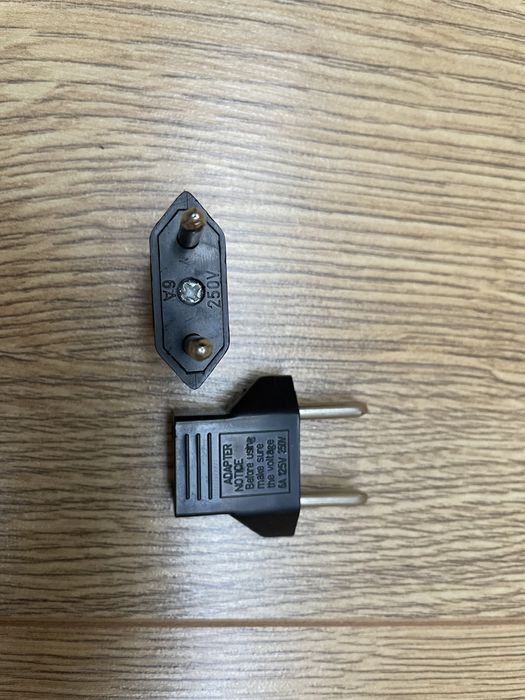 Vand adaptor /adaptoare priza USA SUA America