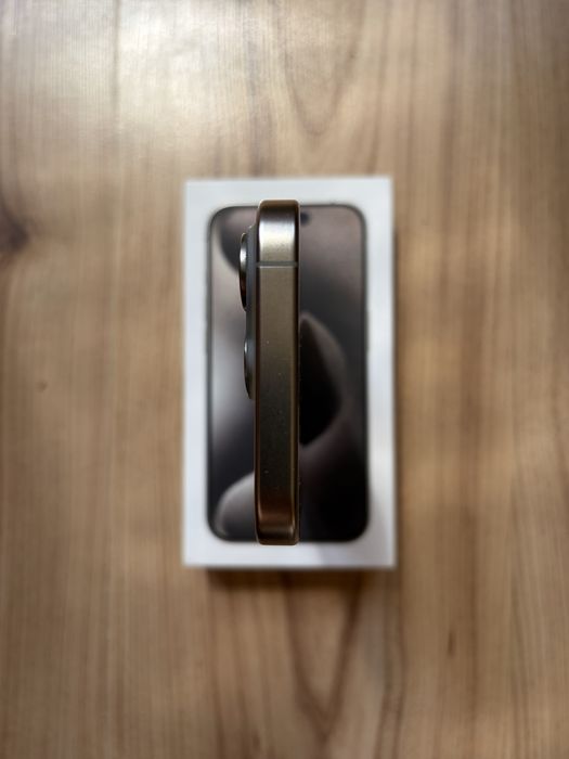 iPhone 15 pro 128 gb с гаранция