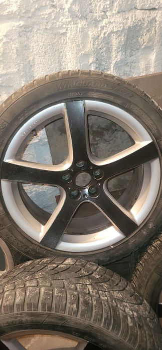 Jante de aliaj pe 17 cu tot cu cauciucuri M+S