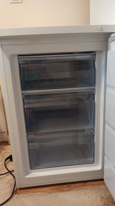 Congelator Heinner 3 sertare