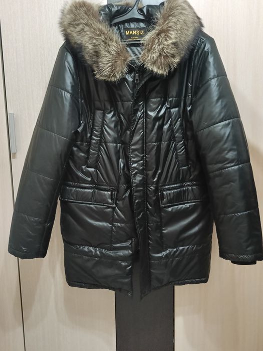 Продам куртку зимнию