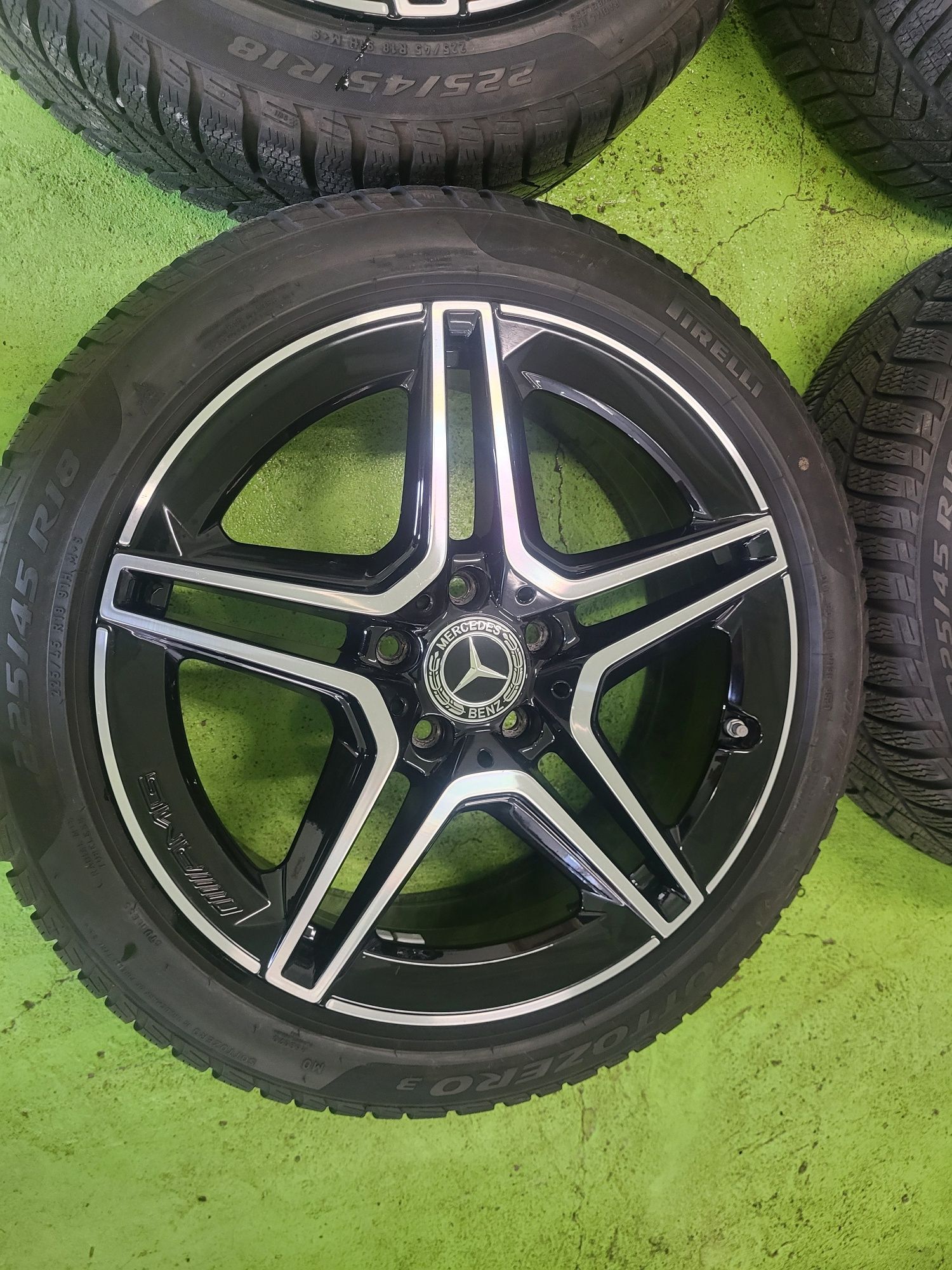 18 5x112 Mercedes CLA A B Class Amg 225/45/18 5х112