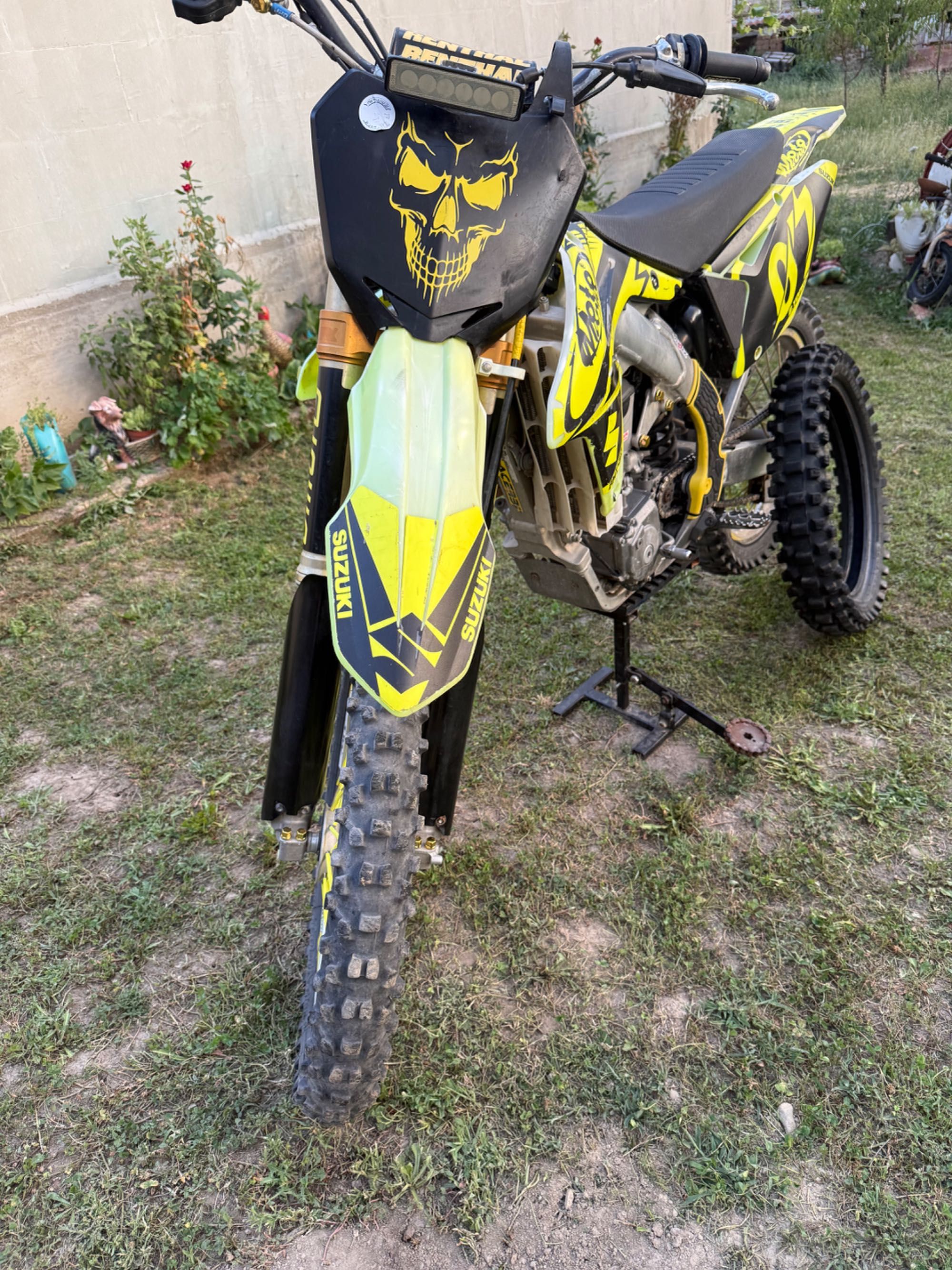 Продава се Suzuki rmz 450